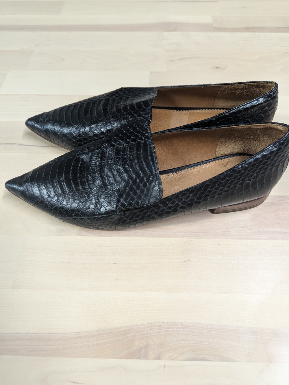 Franco Sarto Black Pointed Faux-Snakeskin Slip-On Loafers